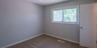 Sensational Three Bedroom Home Located in the Earlewood Community! Gallery 16