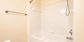 8268 VERMONT Place Gallery 16