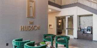 The Hudson Gallery 37