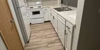 Edgewood North Gallery 7