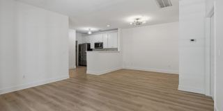 Nippers Corner Condo Gallery 8