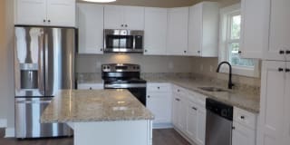 105 St. Lawrence Dr. Gallery 8