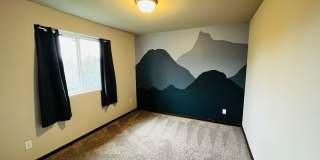2022 Built, 4 Bedroom, Beautiful Home! Gallery 20
