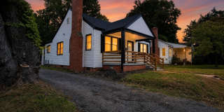 Charming 3BR House in Hampton Gallery 1
