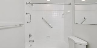 Hampshire House Gallery 49