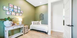 7417 E Paradise Drive Gallery 29
