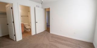 Spacious 4 BDR Duplex Gallery 37
