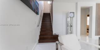 10560 NW 69 TER Gallery 6