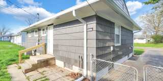 3/1 Single Family Home off Briggs Rd Gallery 32