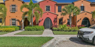 AVAILABLE April - 2/2.5 Townhome with 1 Car garage in Paseo! Gallery 1