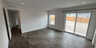 692 E Hahns Peak Avenue Gallery 17