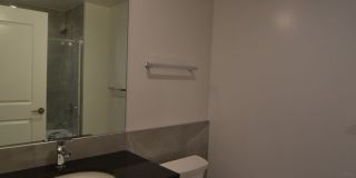 3833 N Broadway Gallery 132