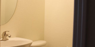 Beautiful 3 BR/3 1/2 BA Townhouse in Stonegate!! Gallery 22