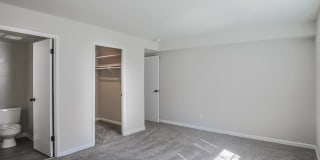 209 at Pickwick Apartments Gallery 20