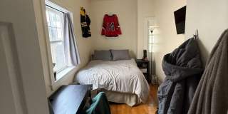 Nicely renovated, pet friendly 3 bed in South Boston. Gallery 22