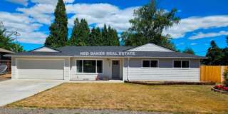 3Bd/2.5Ba Single Story Home-For viewing! Gallery 1