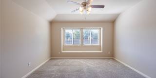 1141 Kingston Court Gallery 22