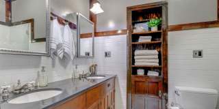 Renovated Historic 4 Bedroom Home w/ Two Car Garage in East Nashville Gallery 19