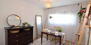 18550 Hatteras Street Gallery 18