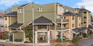 2BR Condo with Private Patio Near Discovery Park – Blue Heron Community Gallery 1
