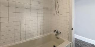 Move-In Ready 3 BR / 1 BA Rowhouse in West Philadelphia Gallery 4