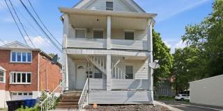 23 Alden Street Gallery 1