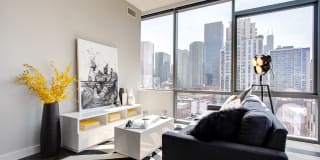 640 North Wells Gallery 17