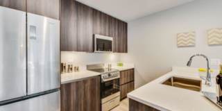 300 West Division Street Gallery 3