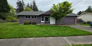 Spacious Rambler with Fenced Yard - Pets Welcome Gallery 1