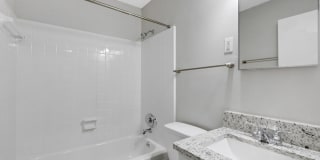 Williamsburg Manor Gallery 9