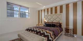 19390 Collins Ave Gallery 14