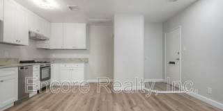 303 3rd Ave Gallery 1