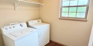 1141 S Tottenham Court Gallery 19