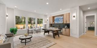 Luxury Bellevue Estate in Prestigious Bridle Trails For Rent Gallery 35