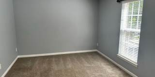 Amazing Three Bedroom Townhome in Southend! Gallery 14
