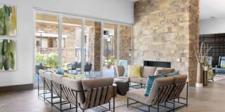 Ocio Plaza del Rio Gallery 40