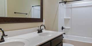 Pet Friendly Three Bedroom with Bonus! Gallery 13