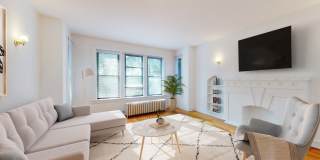 5053 S. Ellis Avenue Gallery 2