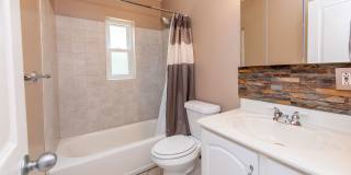 Beautiful 3 bed 2 bath Home - AVAILABLE NOW! Gallery 18