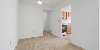 Foxridge Apartment Homes Gallery 220