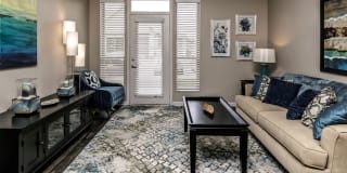 Whispering Hills Apartments Gallery 10