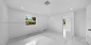 2468 NW 21st St Gallery 12