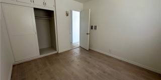 253 E Villa Street Gallery 7