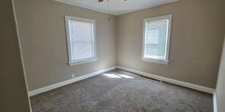 Adorable 3 Bedroom Bungalow Across from Mercy Hospital $1395!!! Gallery 4
