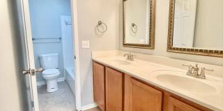 Spacious 3-bedroom Condo for Rent! Gallery 9