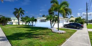 SEASONAL / SHORT-TERM RENTAL – Charming Downtown Punta Gorda Retreat Gallery 3