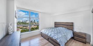 3400 NE 192nd St Gallery 15