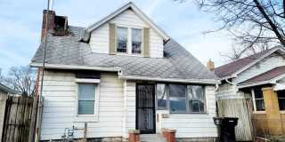 1819 Taylor St Gallery 1