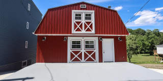 562 PEACOCK Street Gallery 1