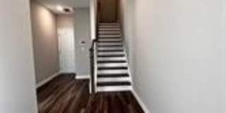 2568 Morehead Street Gallery 5